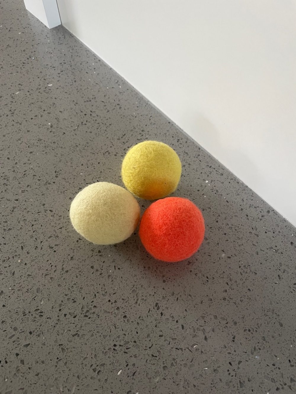 Lovevery Felt Ball Set